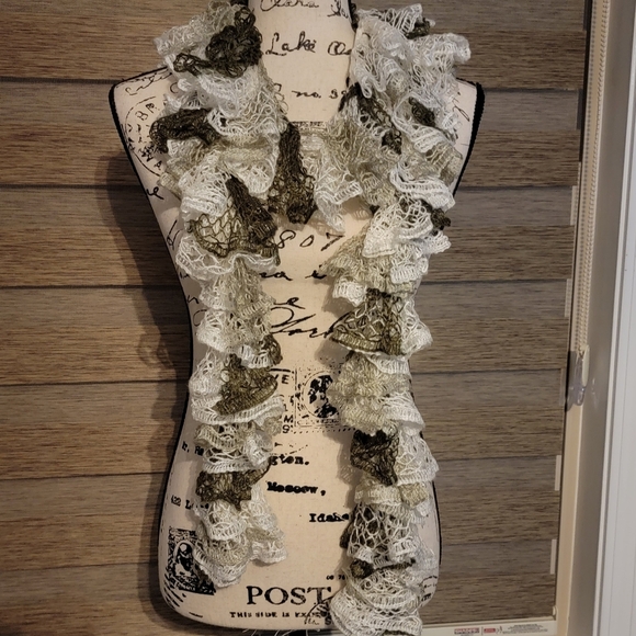 Handmade Knit Scarf - Picture 3 of 9